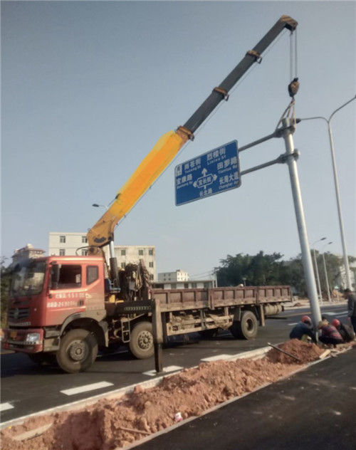 桐庐县设备吊装租赁吊车要用多大吊车
