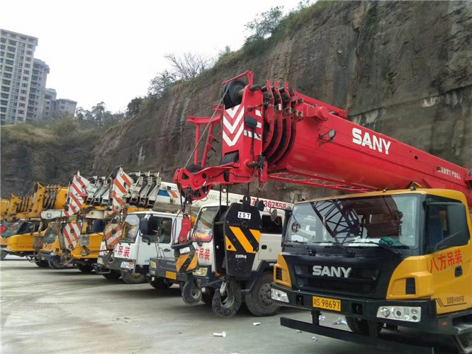 桐庐县吊车出租按什么计费？台班费、单次费、里程费怎么算？